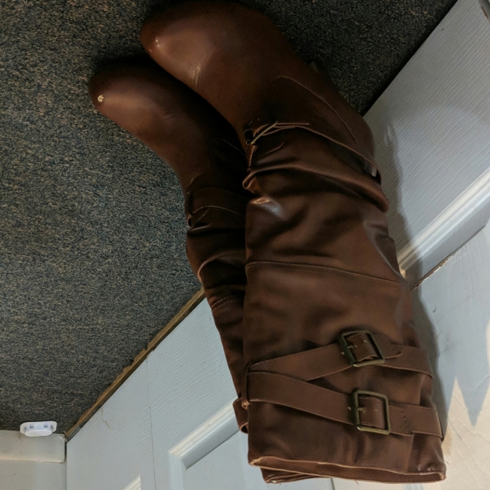 Brown boots